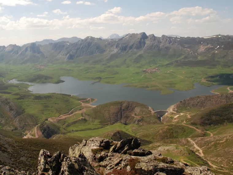 embalse_casares.jpg